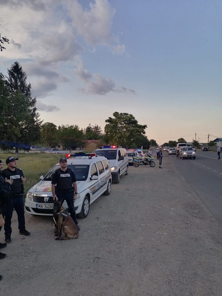 (FOTO&VIDEO) Vitezomanii, în vizorul polițiștilor. Zeci de permise reținute