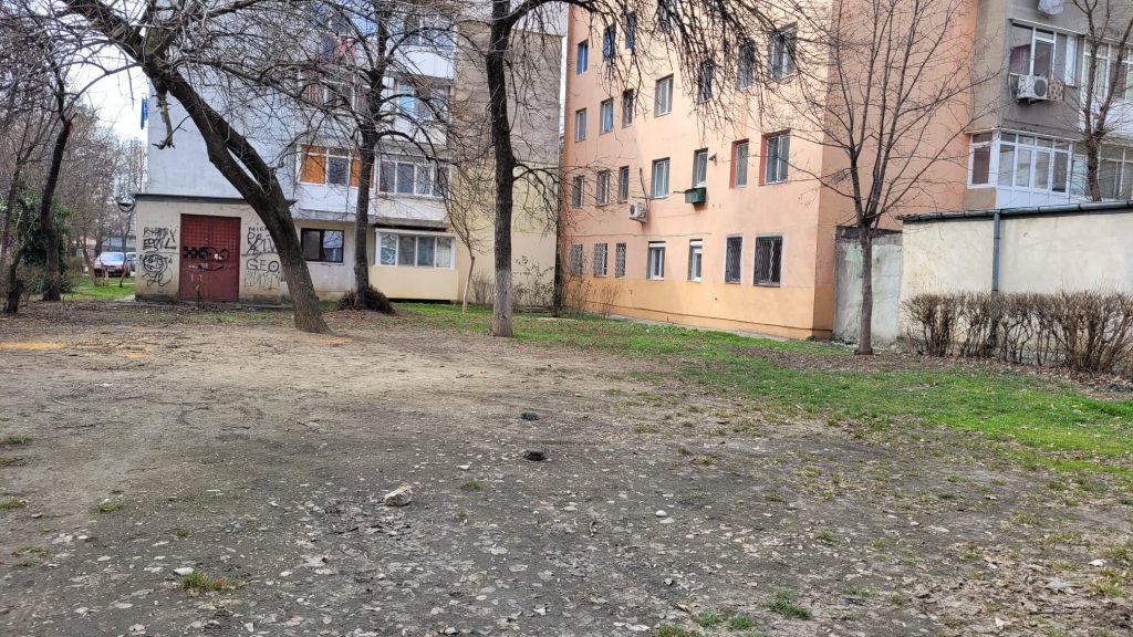 (VIDEO) Parcări și locuri de joacă în Micro XIV? Poate anul viitor