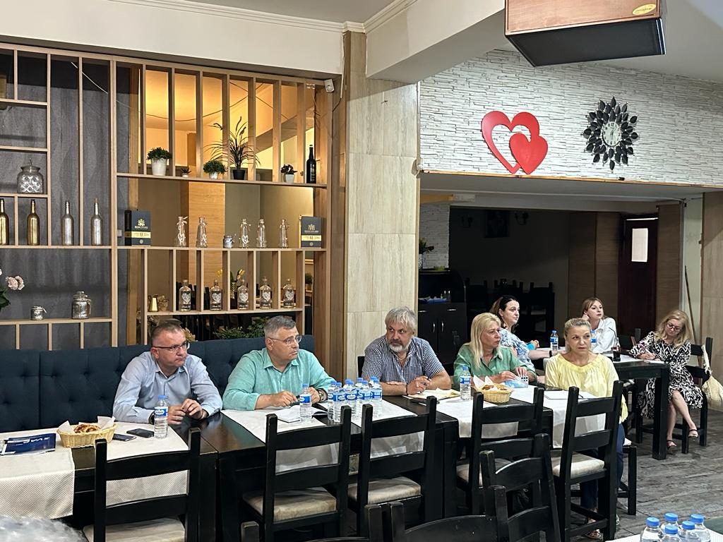 (FOTO) Lipsa parcărilor, în topul problemelor reclamate de buzoienii care locuiesc în Unirii Sud