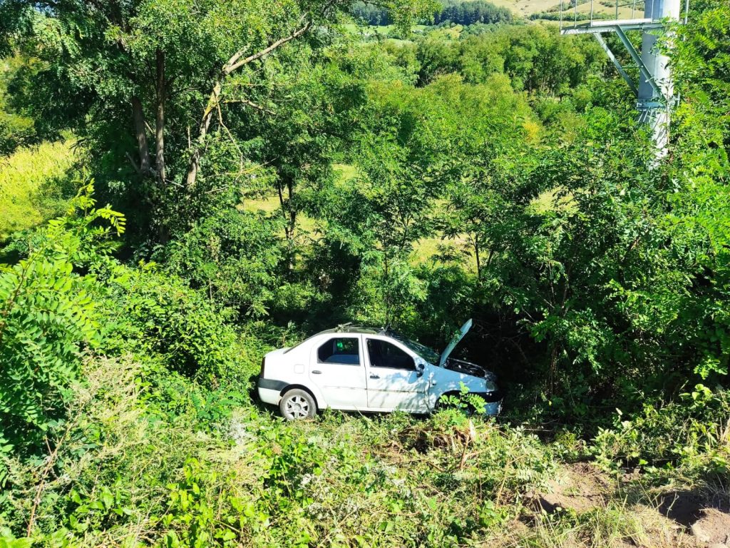 Accident rutier la Chiojdu. O minoră în vârstă de 16 ani a fost transportată la spital