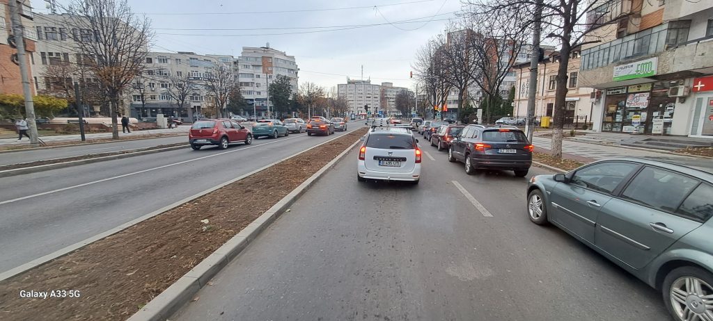 Buzoienii se tem că traficul va fi paralizat de sărbători. Bulevardul Unirii, zona care ridică semne de întrebare