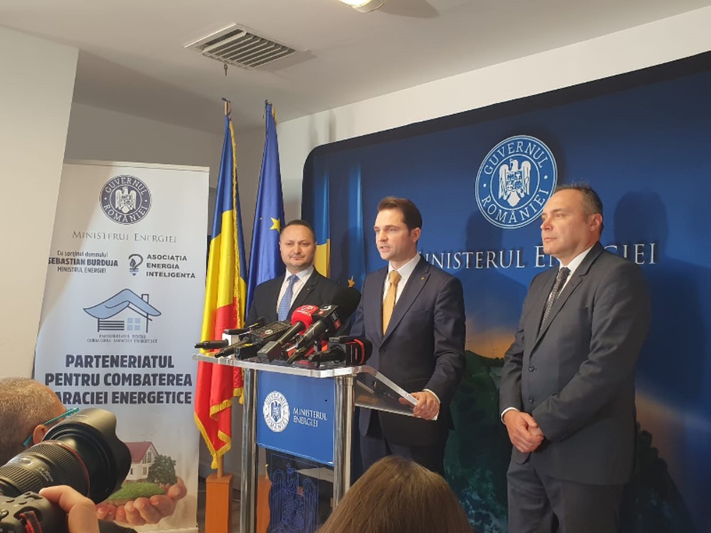 Parteneriat public-privat pentru combaterea sărăciei energetice. Cum se vor încălzi la iarnă persoanele vulnerabile