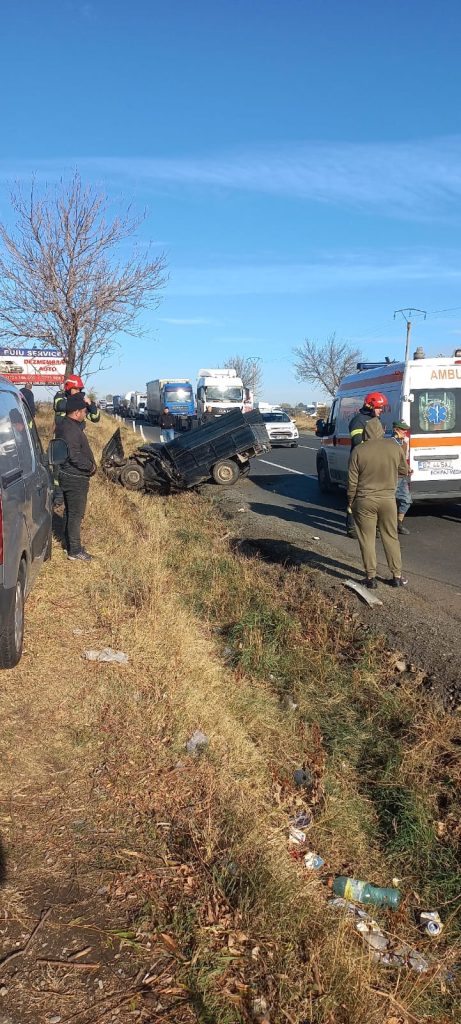 (FOTO&VIDEO) Accident grav pe Șoseaua Europeană, 3 persoane rănite