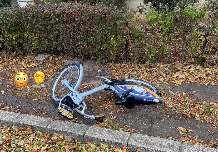 (FOTO&VIDEO) Prima zi cu biciclete inteligente, primele vandalizări