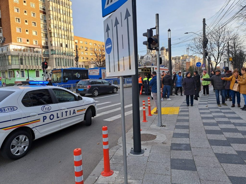 (FOTO) Copil accidentat pe trecerea de pietoni