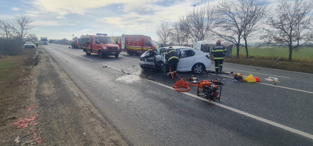 Accident cu victime multiple la Râmnicu Sărat. Intervine și descarcerarea