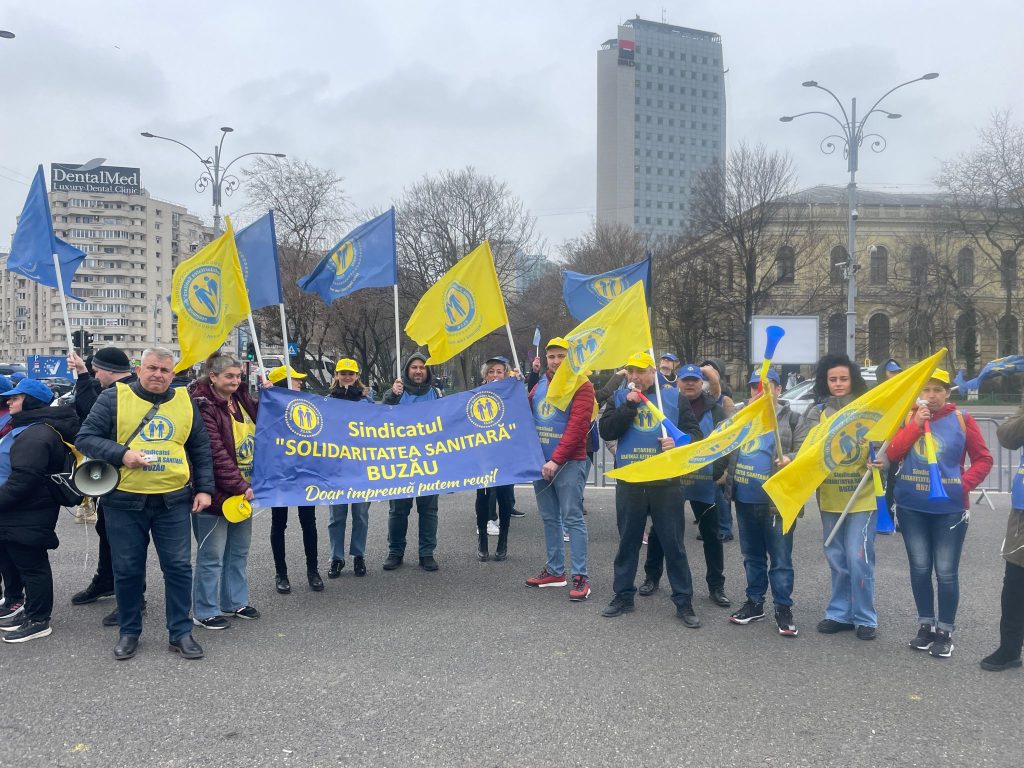 (Video) Angajații din Sănătate, la un pas de greva generală