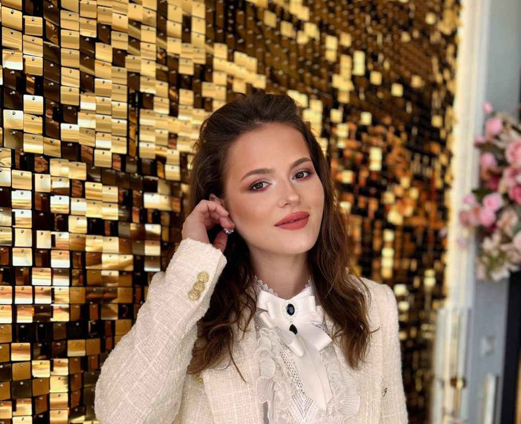 Aprilie aduce hiturile la Focus Fm! Artiști noi, dar și mari nume, la cel mai tare radio