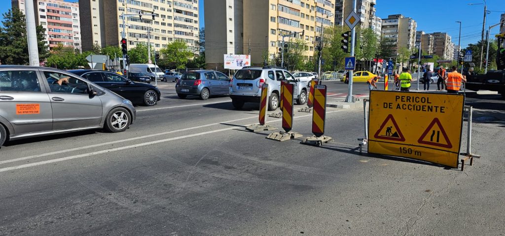 De ocolit! Trafic îngreunat în intersecția Bulevardul Unirii-Calea Eroilor