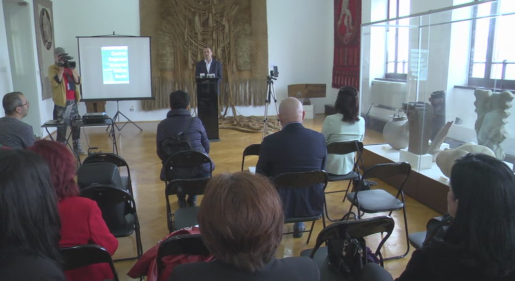 Proiectul care îi va ajuta pe tinerii buzoieni să-și gestioneze banii și să se descopere. Parteneriat în premieră pentru Buzău