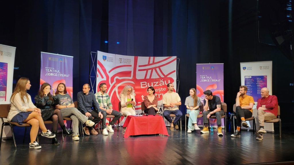 „Buzău Iubește Teatrul”, aproape de start! Castigurile sunt la mare căutare printre adolescenți