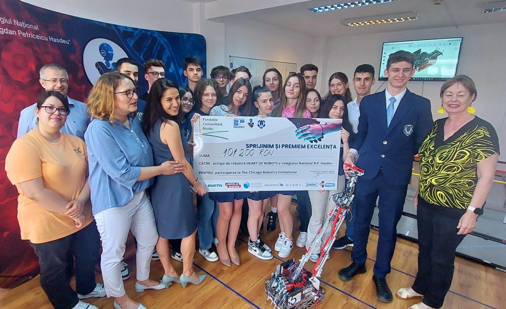 Hasdeienii pleacă în America! Echipa de robotică a primit o donație record