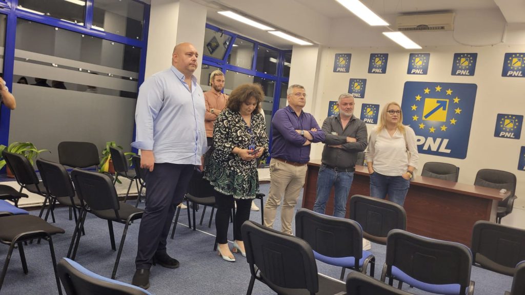(VIDEO) Primele declarații ale liderilor partidelor politice după închiderea urnelor