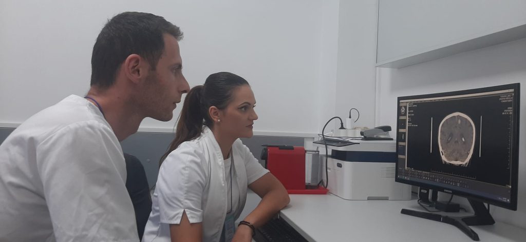 EXCLUSIV: Primii neurochirurgi și-au început activitatea la Spitalul Județean: ”Sunt multe traumatisme, victime din accidente rutiere”