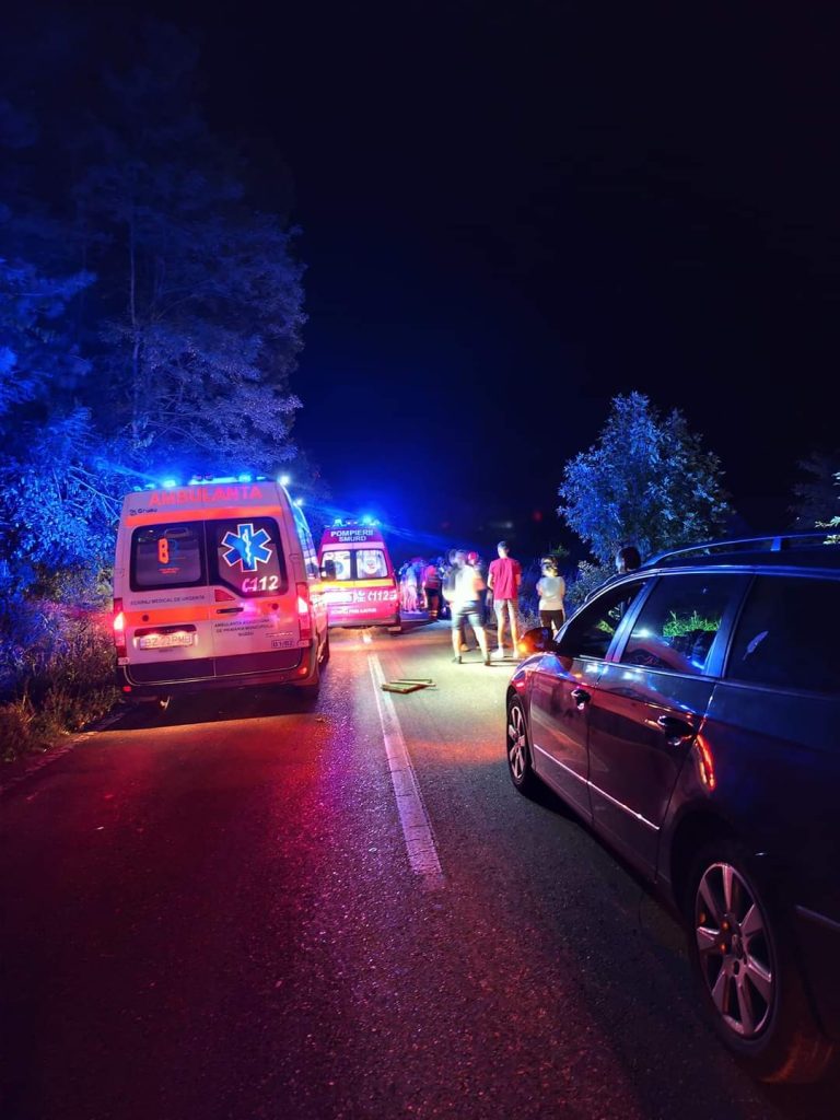 (FOTO) Accidente în lanț! Patru persoane au necesitat îngrijiri medicale