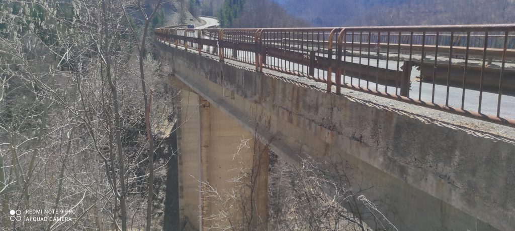 (FOTO) Pod cu o vechime de peste 40 de ani, intens tranzitat, intră în reparații. Cum se va desfășura traficul pe DN10