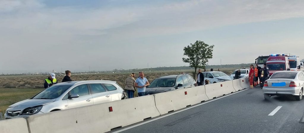 (FOTO&VIDEO) Carambol la ieșirea din municipiul Buzău spre Ploiești, trafic blocat