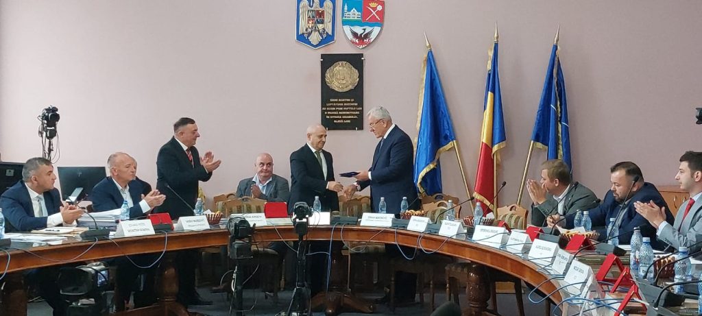 (Video) Co-fondatorul celui mai mare reciclator din România, desemnat „Cetățean de Onoare al municipiului Buzău