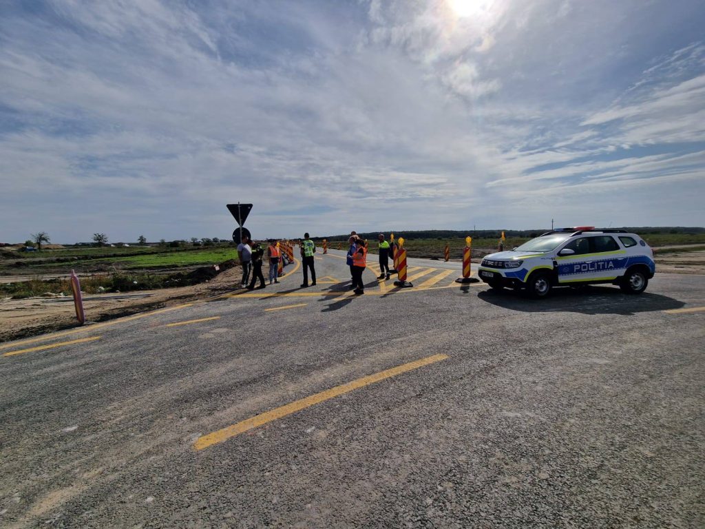 (VIDEO) Cum lucrează turcii la Autostrada Moldovei  de la Pietroasele până la Buzău. Motivul pentru care DN2 se închide pe mai bine de 1 kilometru