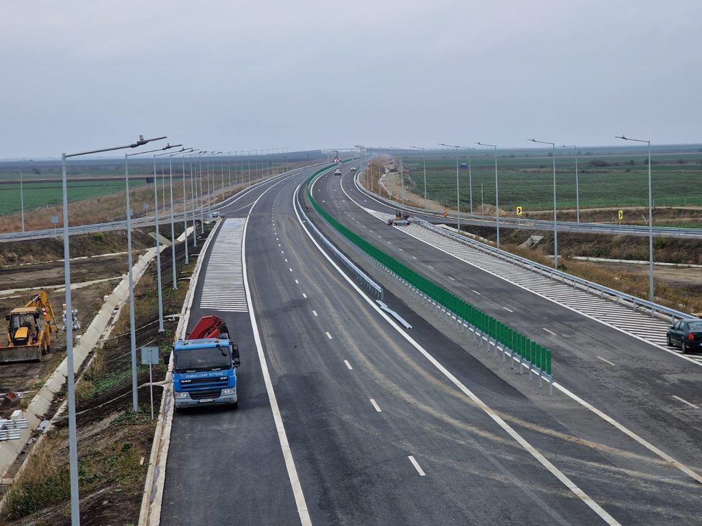 (Video) De ce s-a amânat deschiderea circulației pe A7, între Buzău și Râmnicu Sărat. Vine și o veste bună