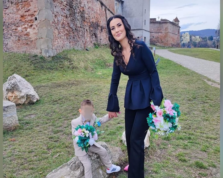 Iuliana a pierdut lupta cu boala. Oricine poate dona pentru repatriere. „Ai fost înger și aici, dar și în ceruri”