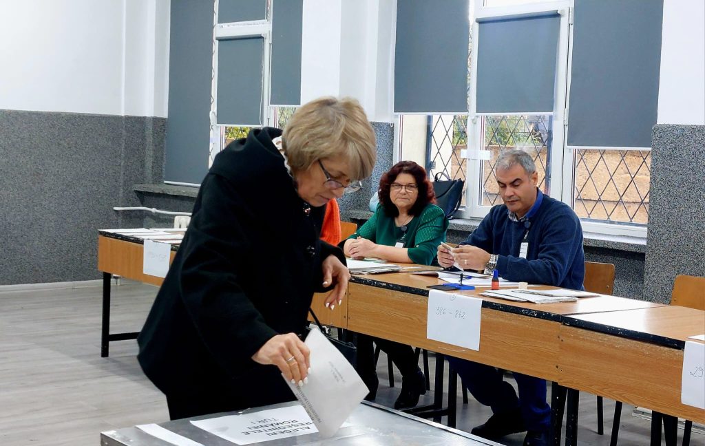Cum au fost votați la Buzău Georgescu și Lasconi. Buzăul nu l-a lăsat pe Ciolacu să piardă acasă. PNL, câștigător în doar trei comune cu primari liberali