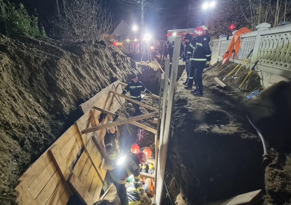Muncitorii erau angajați sau lucrau negru? Suspiciuni pe șantierul de la Săpoca unde un om a murit