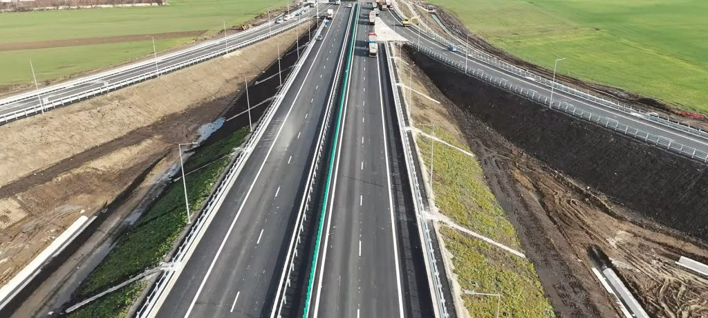 Vești bune, în cascadă, despre Autostrada Moldovei. Pe unde se va mai putea circula înainte de Crăciun