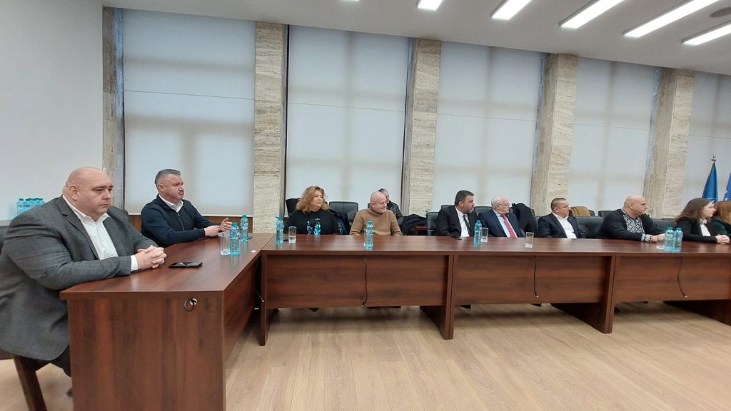 (VIDEO) Noii parlamentari de Buzău au primit certificatele doveditoare, în urma scrutinului din 1 decembrie