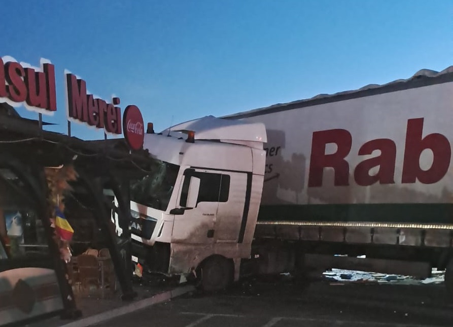 (UPDATE)Circulație blocată pe drumul spre Ploiești, la Popasul Merei