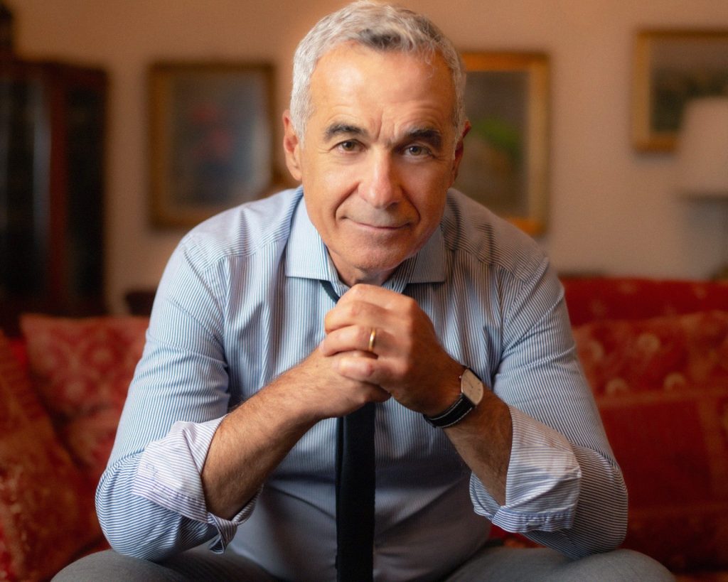 Bani de la Buzău, în campania electorală a lui Călin Georgescu. Antreprenor local, plângere cu prejudiciu uriaș pe numele lui C. Georgescu și al altor trei colaboratori