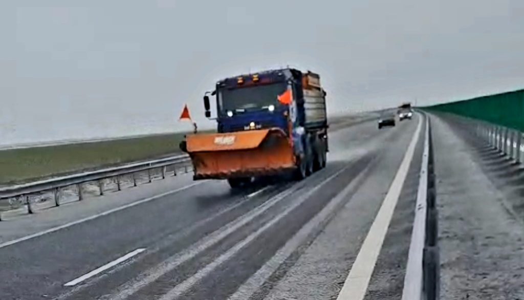 (video) Drumarii au ieșit pe șosele! Cum se circulă pe drumurile din Buzău