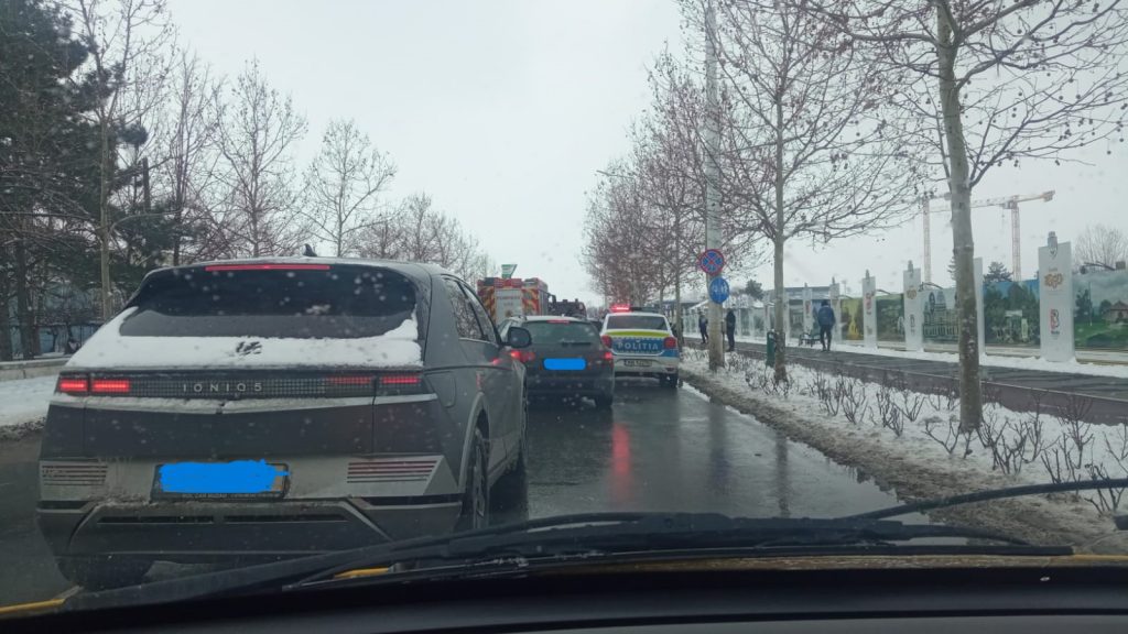 (UPDATE) Accident cu victimă în municipiul Buzău, trafic blocat