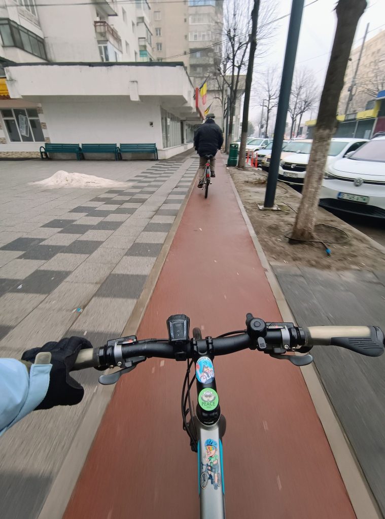 Apelul bicicliștilor din Buzău: ”Cerem puțin respect din partea pietonilor”