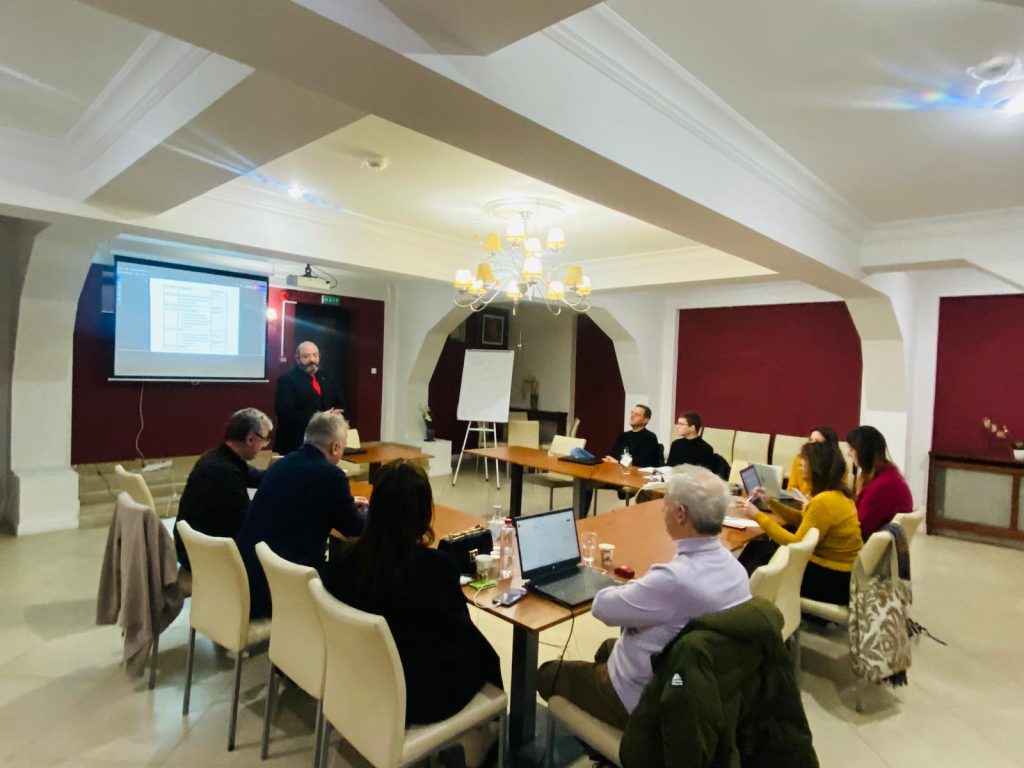 Proiect international destinat tinerilor, implementat de Asociația Pro Democrația la Buzău-Comunicat de presă
