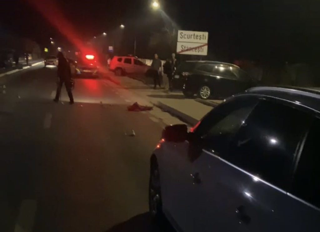 La un pas de tragedie! Copii pe bicicletă, spulberați de o mașină