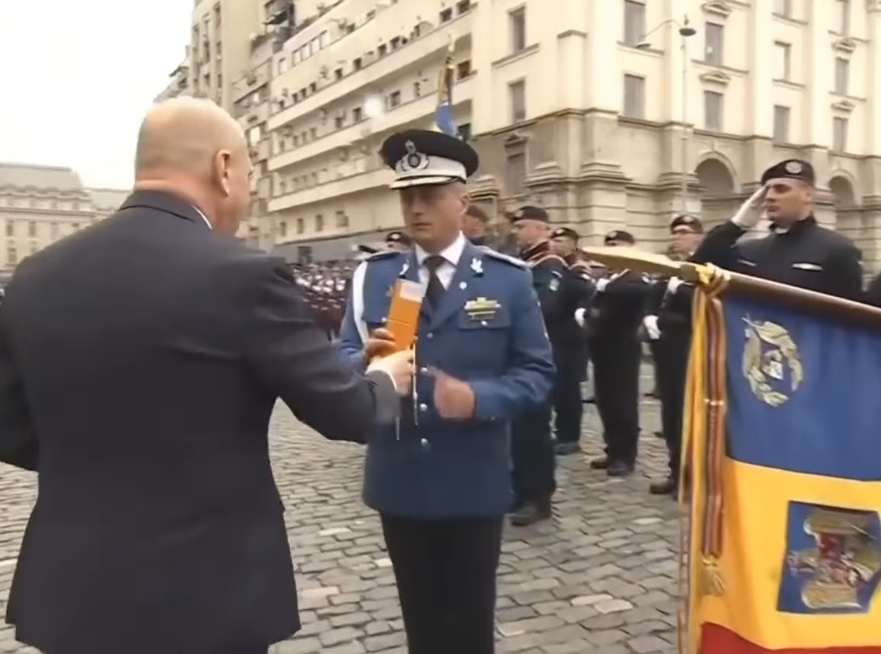 (Video) Cadou făcut de președintele României jandarmilor buzoieni