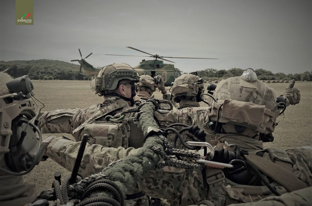 ”Antrenament cu echipamente și tehnică militară. Nu intrați în panică!”. Mesajul Ministerului Apărării pentru buzoieni