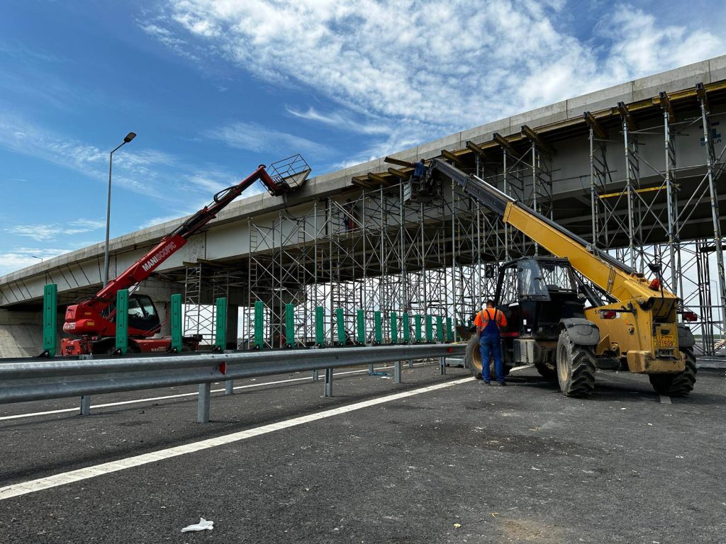 Autostrada Moldovei, aproape de deschiderea parțială. Pe unde vor circula șoferii din iunie și cum se vor „înțepa” în trafic