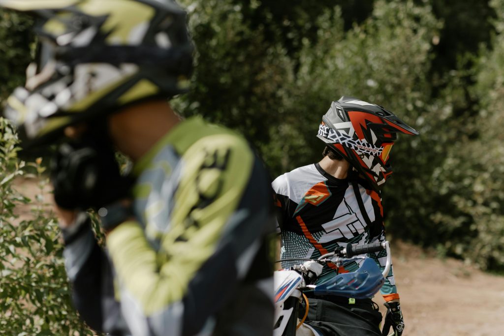 (P) 7 accesorii cool pentru sportivi care conferă și protecție