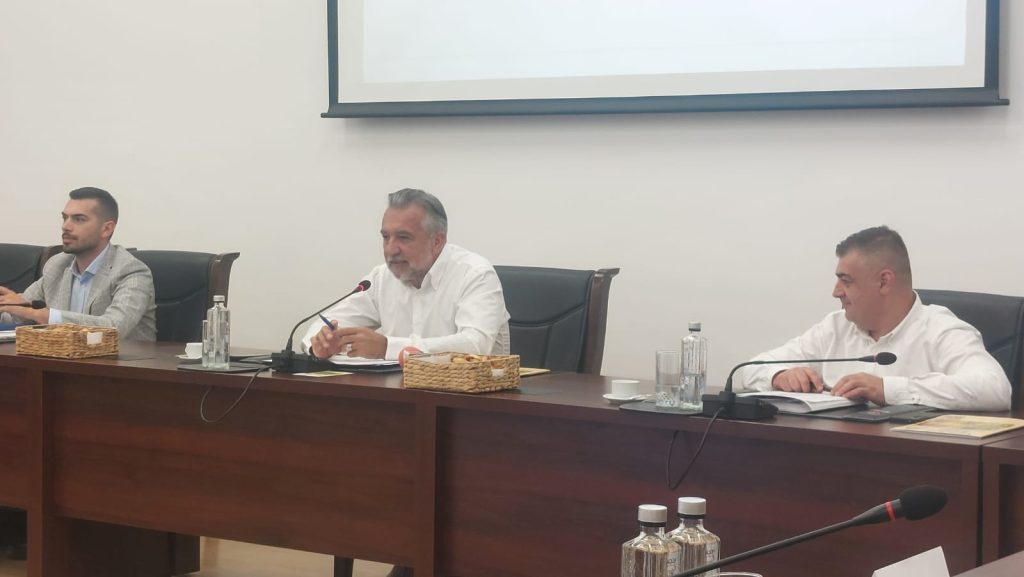 (Video) Romașcanu și-a scris demisia. Consiliul Județean Buzău va avea, de marți, un nou președinte