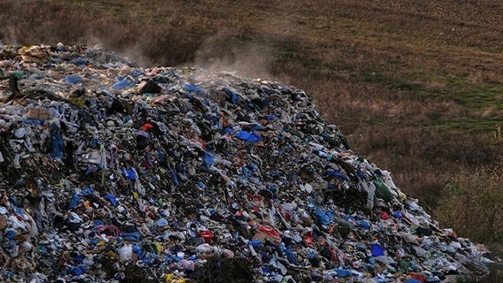 Reciclare cu acte false! Un om de afaceri a obținut milioane de lei pentru deșeuri imaginare. Măsurile luate împotriva sa