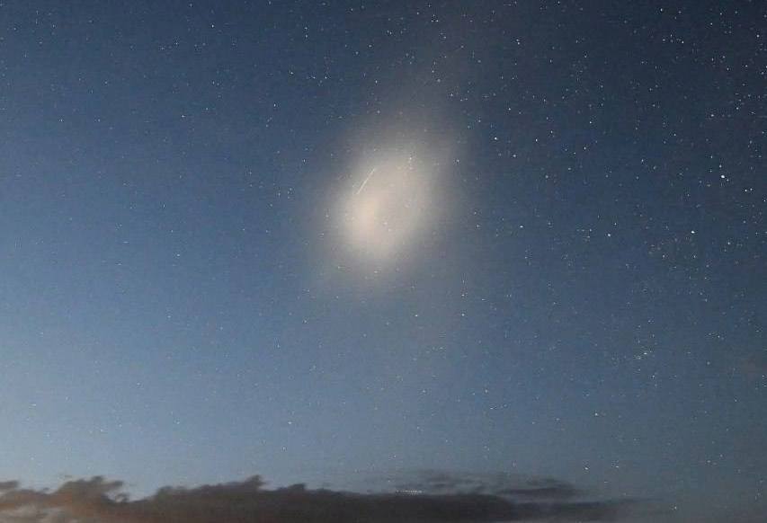 (VIDEO) Cerul, brăzdat de lumină! Ce au văzut seara trecută buzoienii