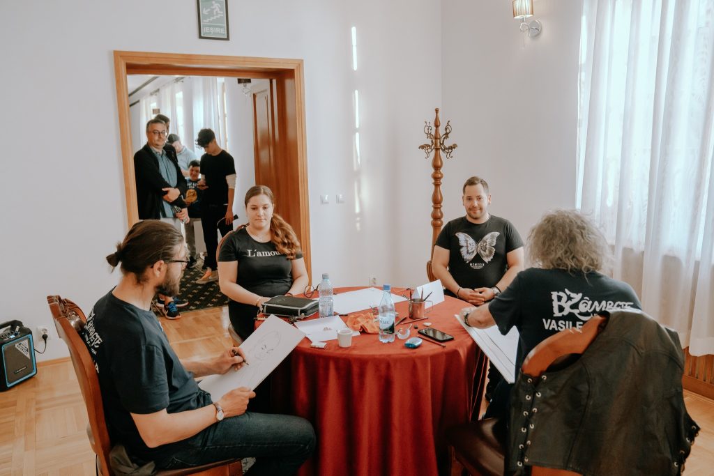 Festivalul de la care pleci cu un zâmbet și un cadou de pus în ramă începe azi