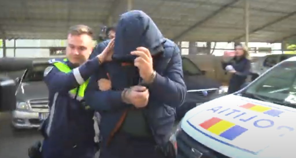 (Video) Agresorul femeii din Săgeata s-a predat. Ce le-a spus anchetatorilor