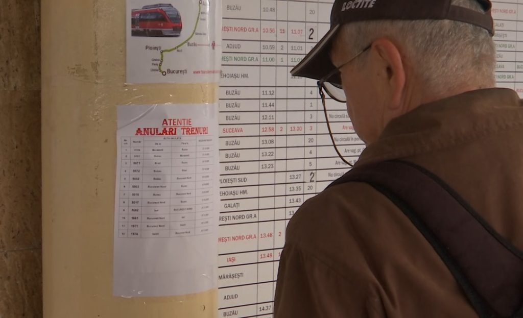 (UPDATE) (VIDEO) Trenuri anulate, călători nemulțumiți. Ce spun buzoienii despre decizia CFR