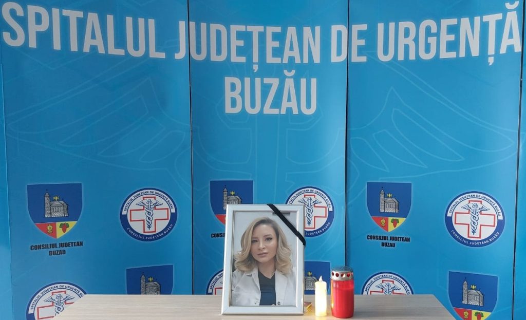 EXCLUSIV! Ștefania Szabo, un medic dedicat profesiei! Și-a schimbat fotografia de copertă, pe Facebook, acum trei zile. Lacrima din poză spune tot!