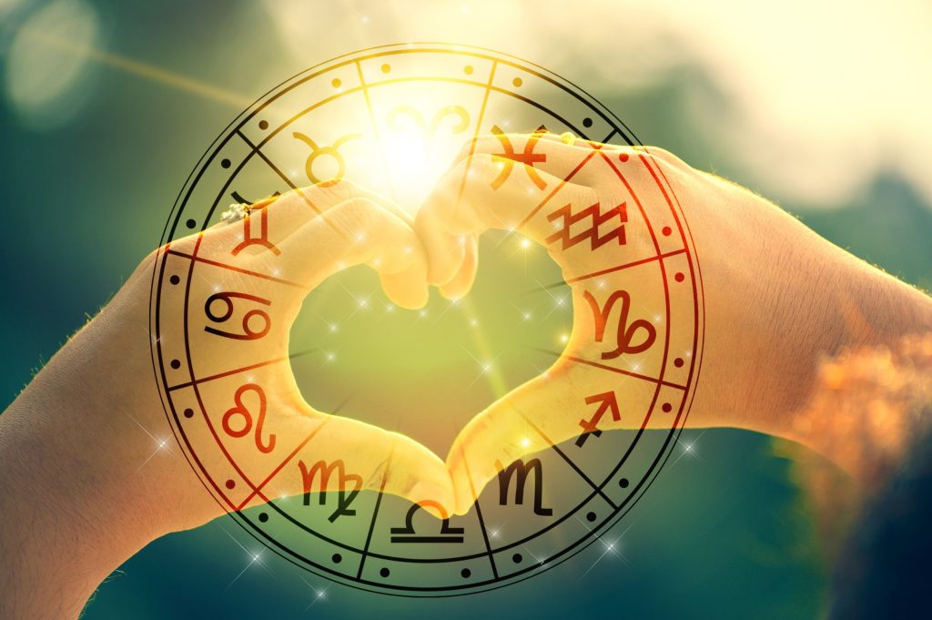 Horoscopul Dragostei în luna Noiembrie 2025: Iubirea ne zguduie