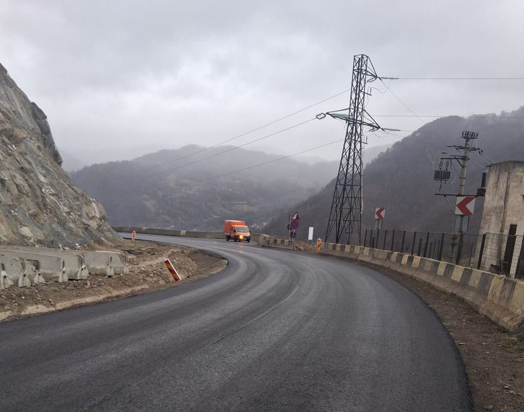 (FOTO) Vești bune pentru șoferi! Traficul pe DN10, la Siriu, fără restricții