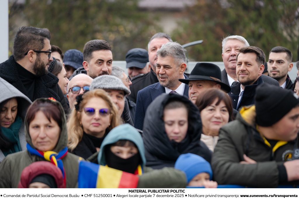 Marcel Ciolacu, departe de tribuna oficială, la parada de 1 Decembrie de la Buzău: ”Generația noastră are o altă misiune…”